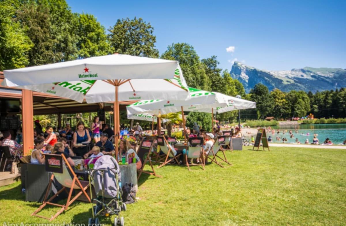 Bungalow 3 Chambres Pour 6 Pers Avec Climatisation Camping 3 Etoiles Samoëns Eksteriør bilde